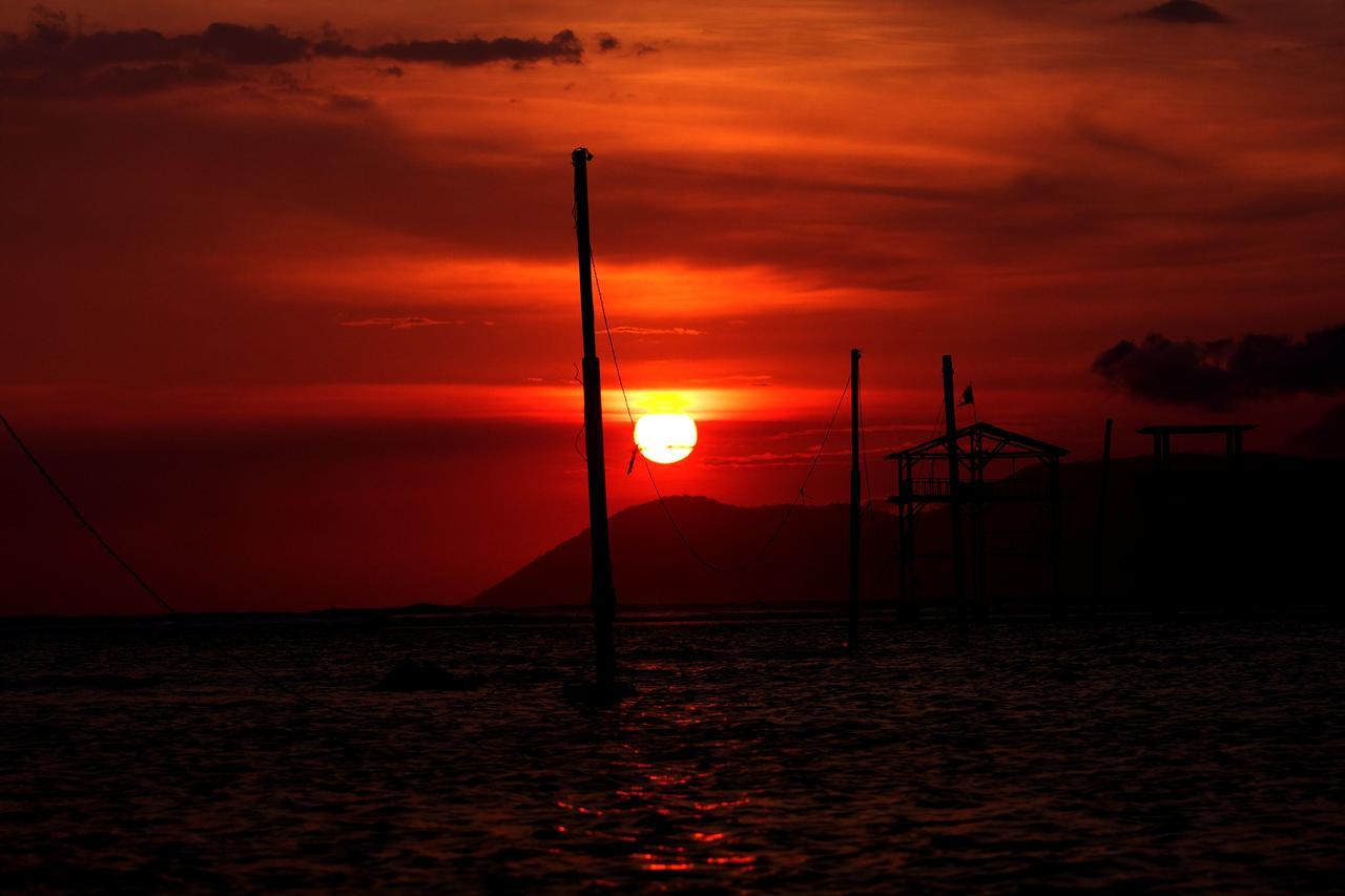 The Tree House Sumbawa Hotel Huu Buitenkant foto